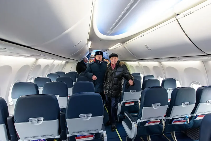 Авиакомпания Россия Боинг 737-800 салон