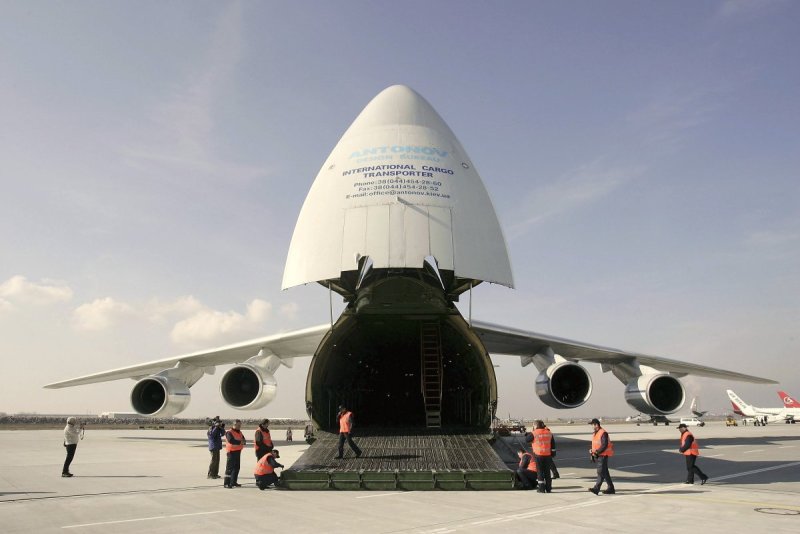 Самолет Мрия АН-225