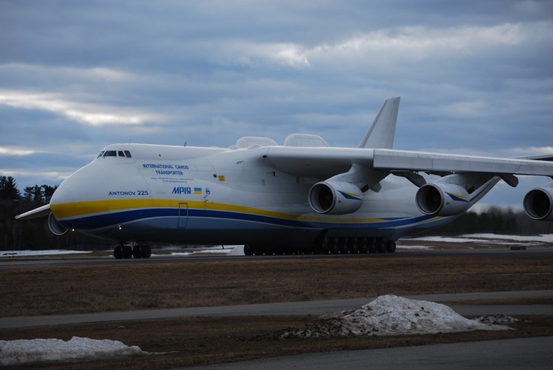 Самый большой самолет в мире АН-225 Мрия