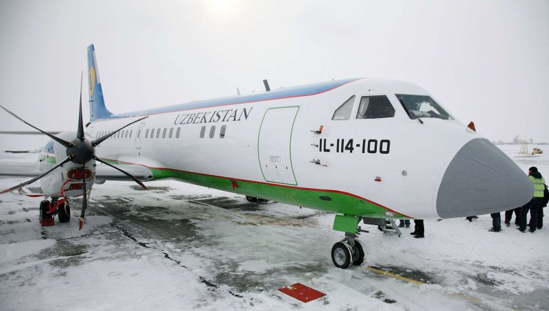 Самолет ил-114-100