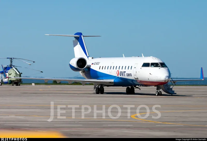 CRJ 200 UVT Aero салон