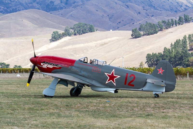 Самолет Soviet Yak-3