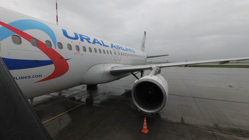 Самолёт Airbus a320 Уральские авиалинии