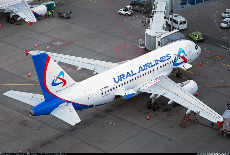 Airbus a319 Уральские авиалинии