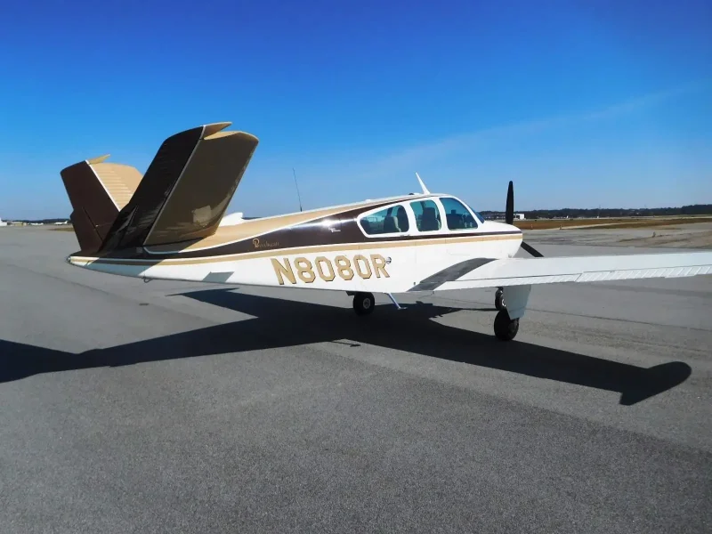 Beechcraft Bonanza v35