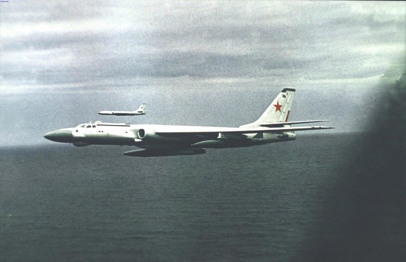 Турбореактивный бомбардировщик ту-16