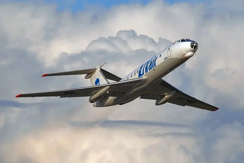 Ту-134 пассажирский ту 154 самолет