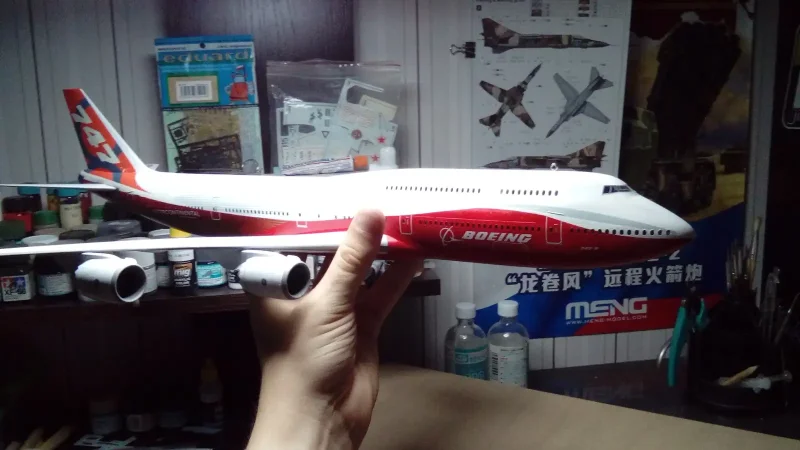 Модель сборная "Боинг 747-8"