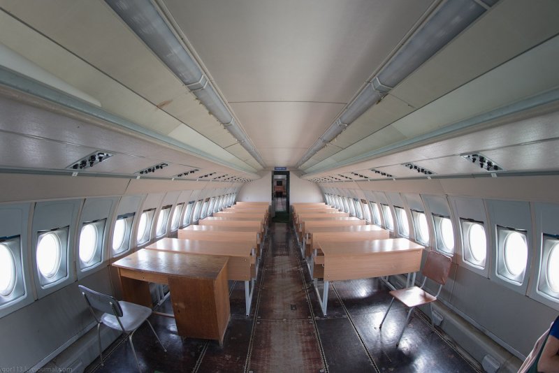 Ил-62 пассажирский салон