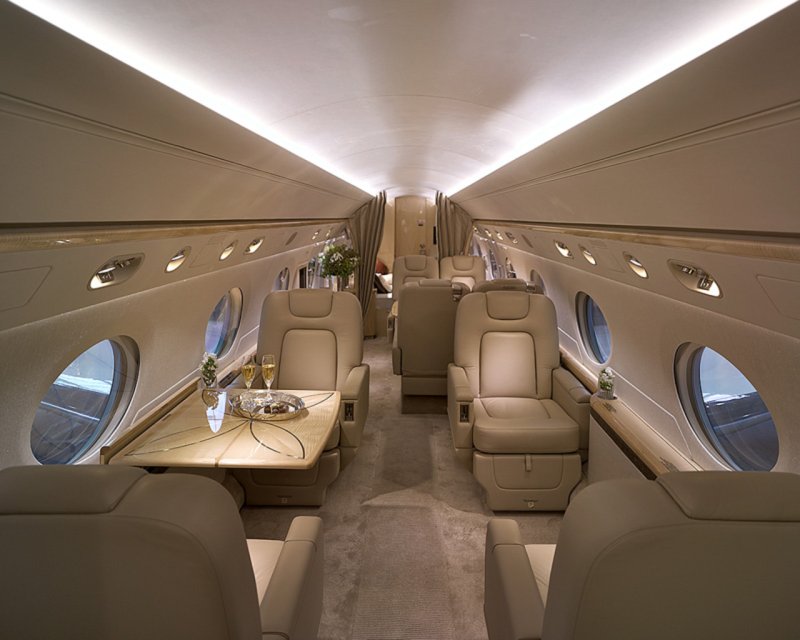 Бизнес-Джет Gulfstream g550
