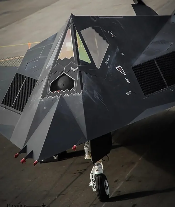 Самолёт f 117 Nighthawk