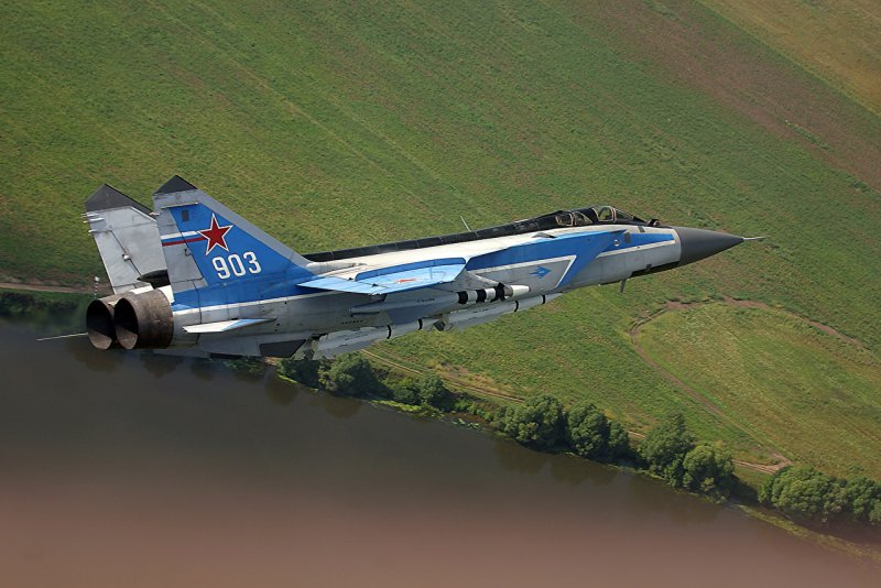 Самолёт миг-35