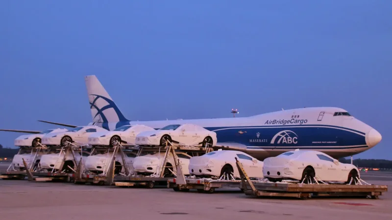 Грузовой самолет Air Bridge Cargo