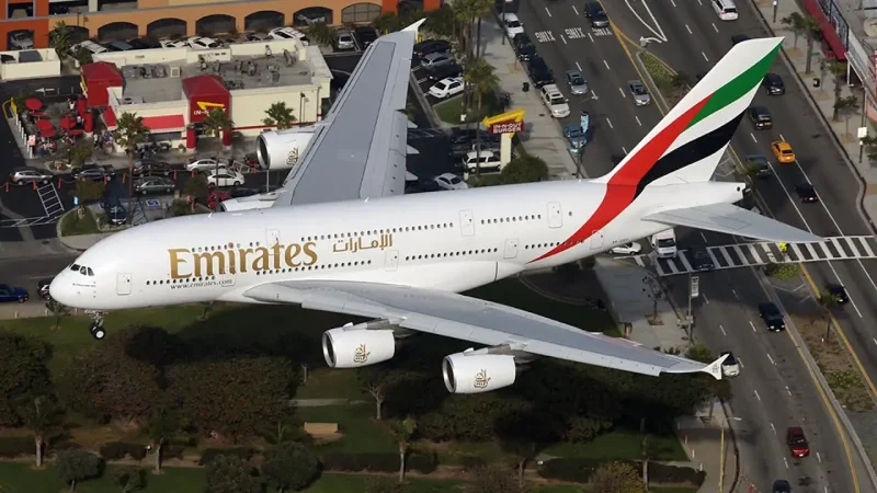 Airbus a380-100