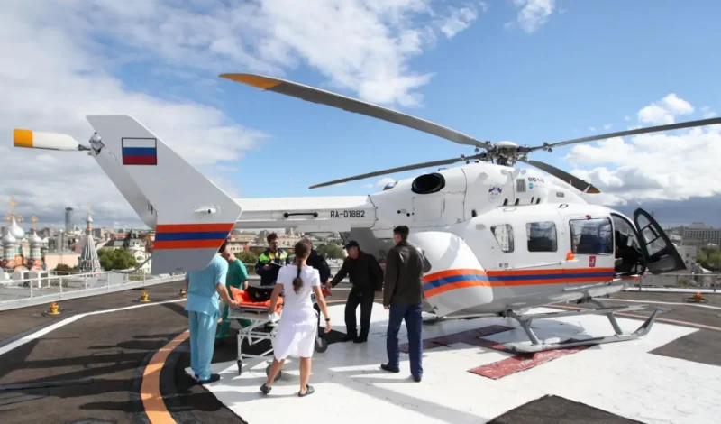 Вертолеты санавиации в Москве