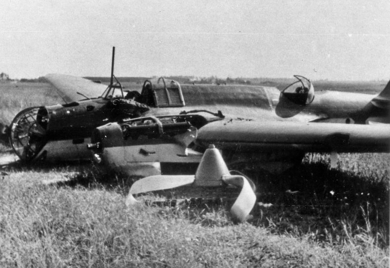 Сб-2 бомбардировщик