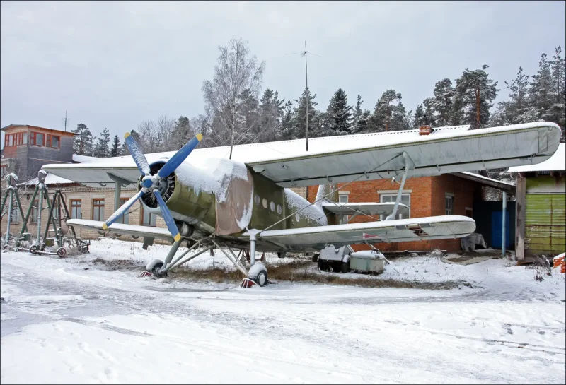 Заброшенный самолет ил-76 (abandoned il 76)