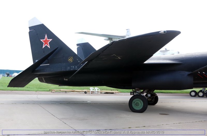 Су-47 Макс-1999