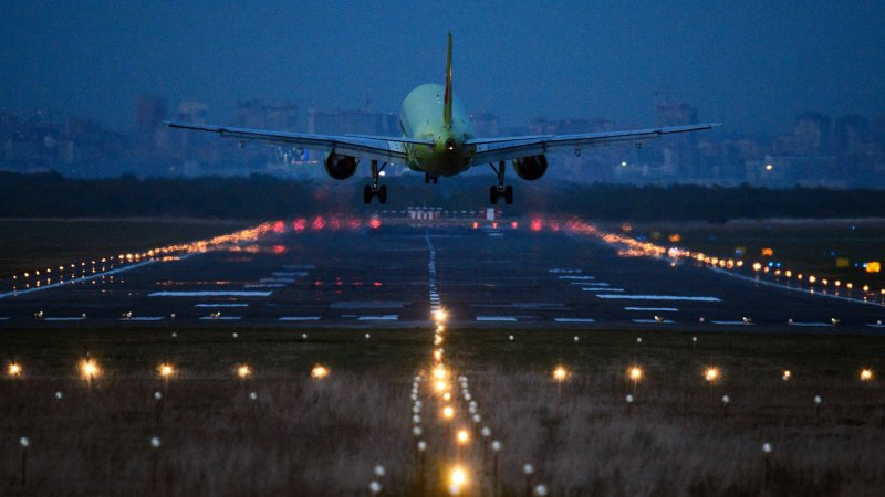 Аэропорт Толмачево взлетно- посадочные полосы