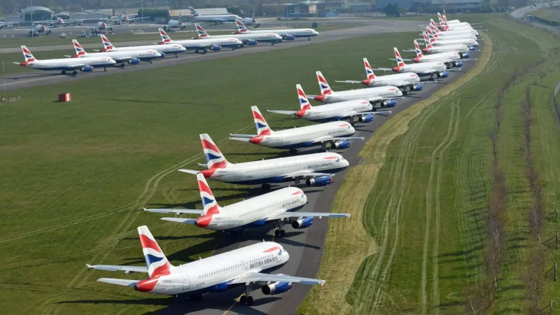 Великобритания аэропорт и британский самолет