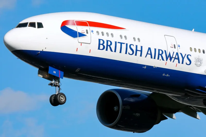 Самолет British Airways