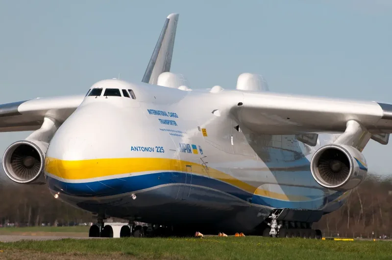 АН-22 Антей и АН-225 Мрия