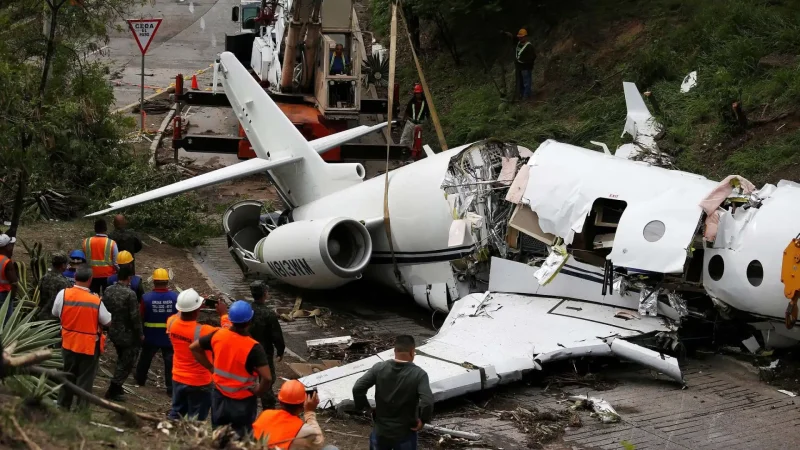 Крушение Боинга 737 в Китае