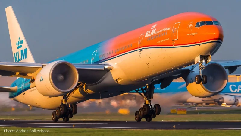 Боинг 777 300 er KLM Orange