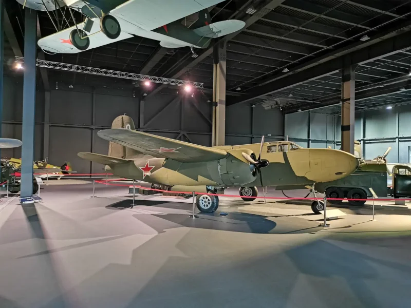 Самолеты в музейном комплексе УГМК