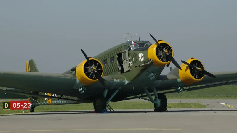 Немецкий транспортный самолет Junkers ju-52