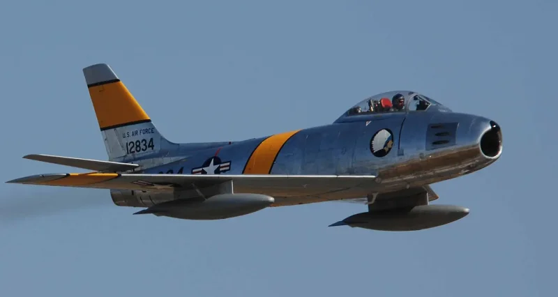 F 86 Sabre Japan