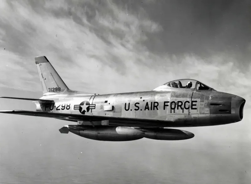 F-86 Сейбр