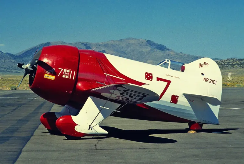 Gee Bee r2