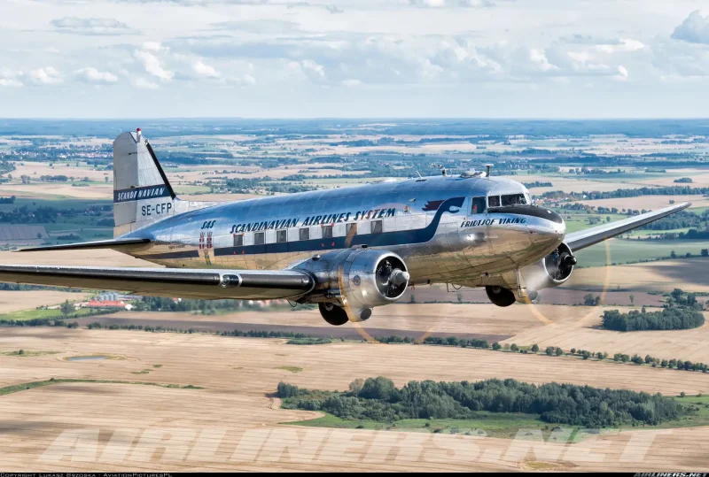 Douglas DC-3 c47