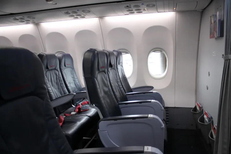 Салон Боинг 737-800 Sky Interior