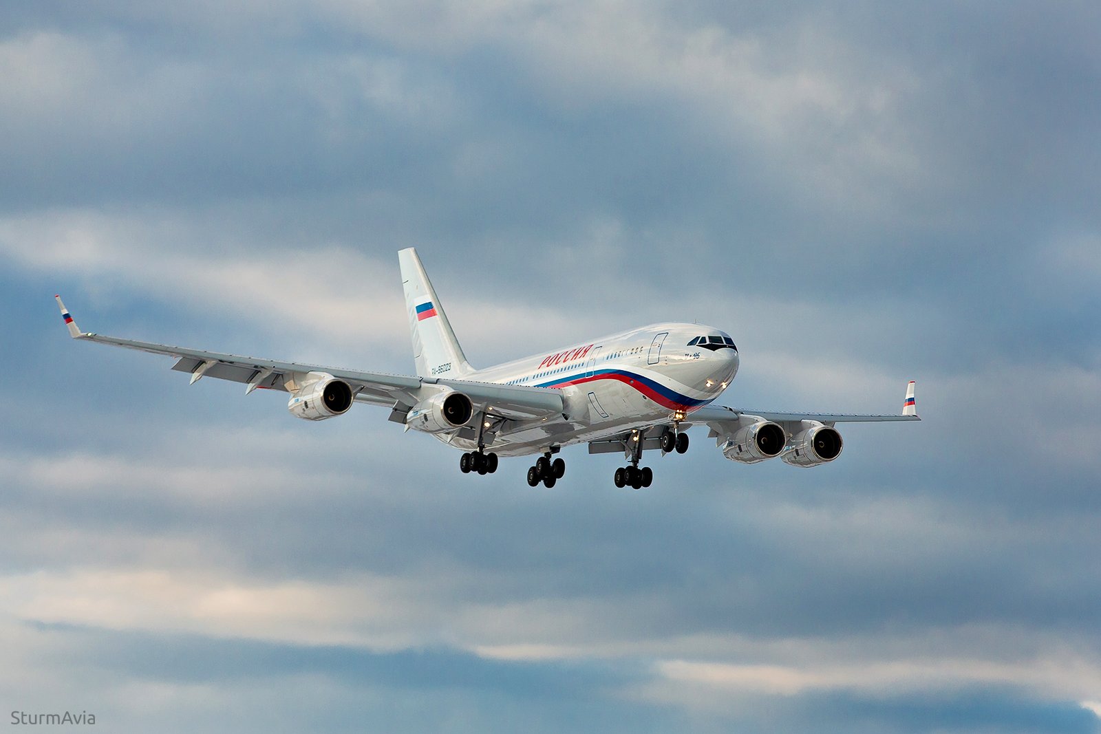 российские пассажирские самолеты фото