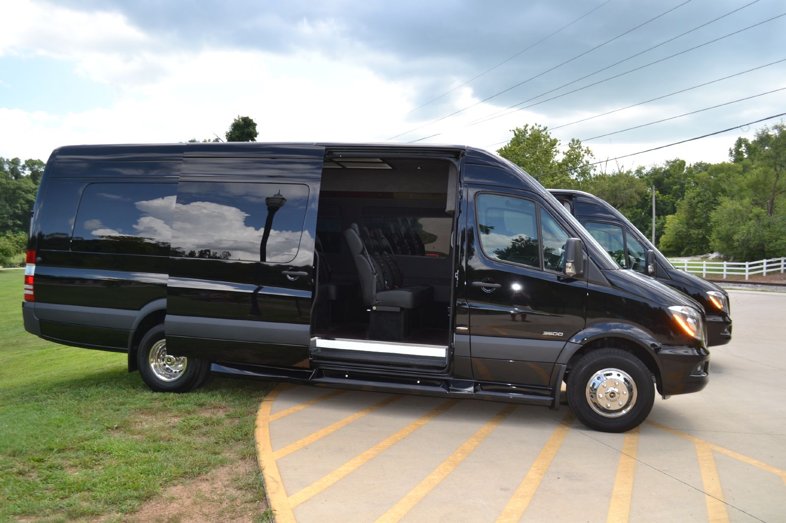 Mercedes Sprinter Black 2015