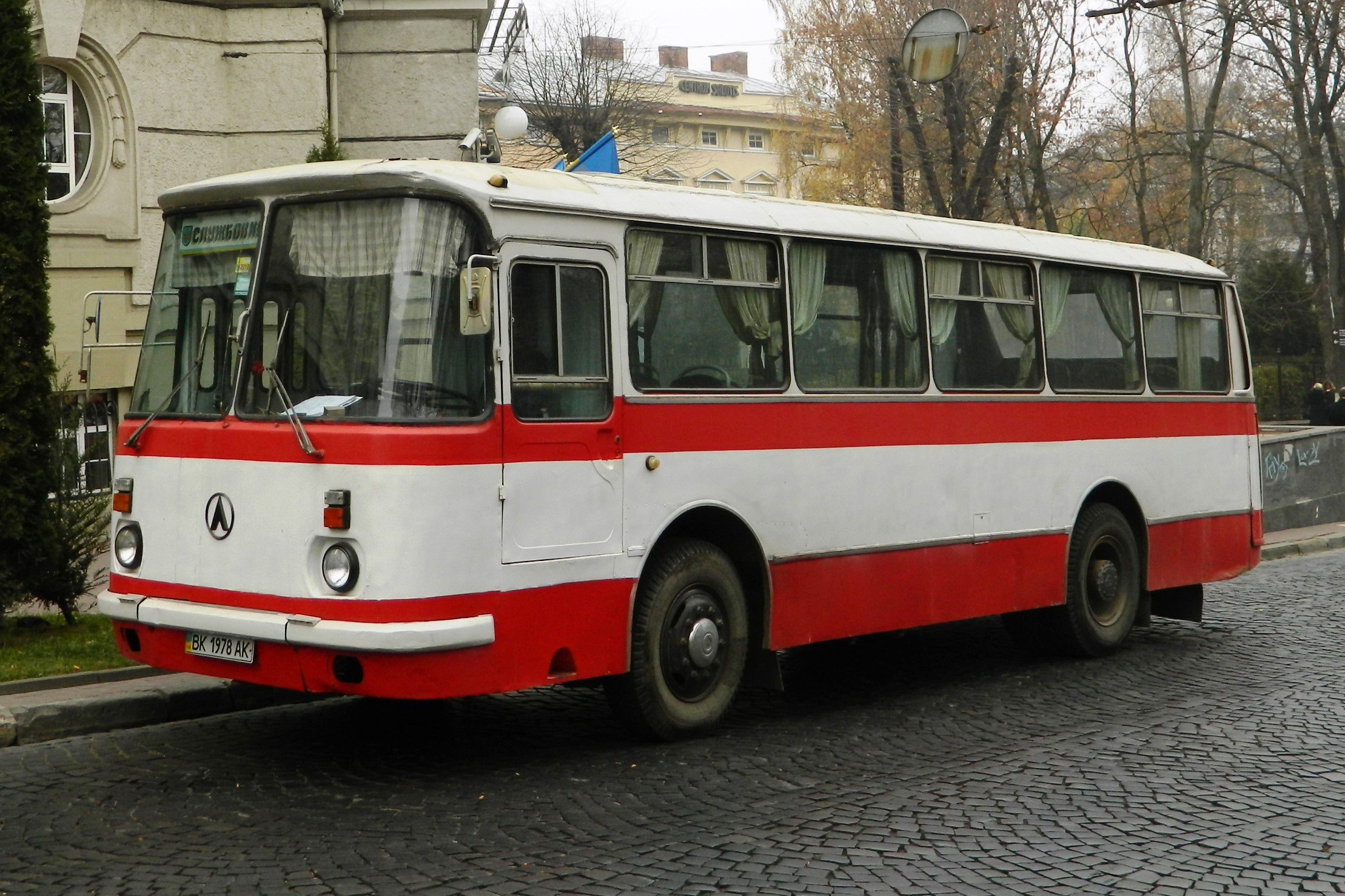 Автобус лаз фото старого образца