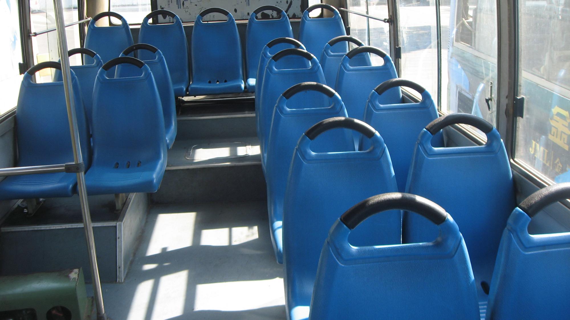Сиденья в автобусе