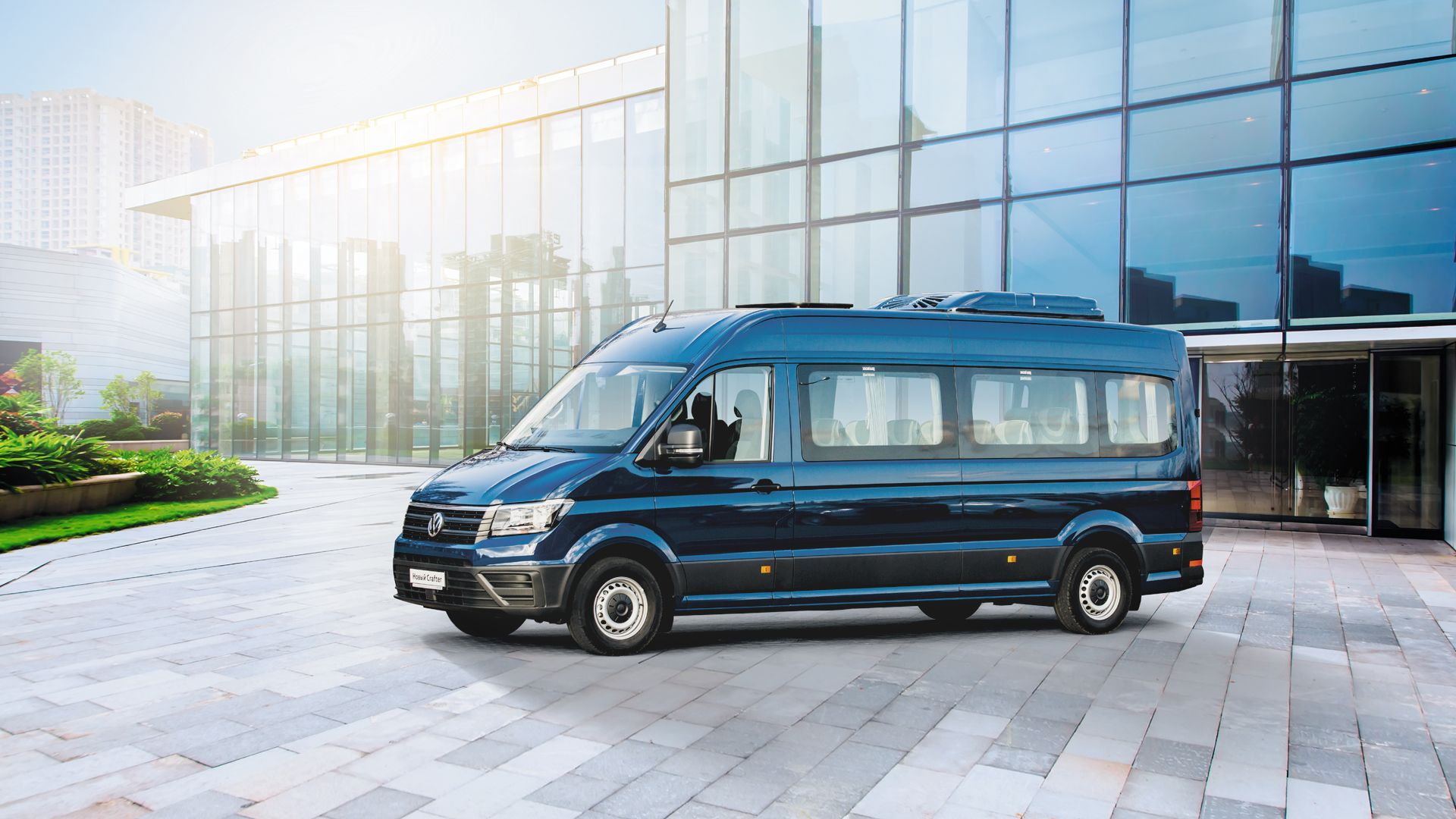 Volkswagen crafter. Фольксваген Крафтер пассажирский 2020. Volkswagen Crafter 2018 пассажирский. Volkswagen Crafter 2021 пассажирский. Фольксваген Крафтер 2021 пассажирский.