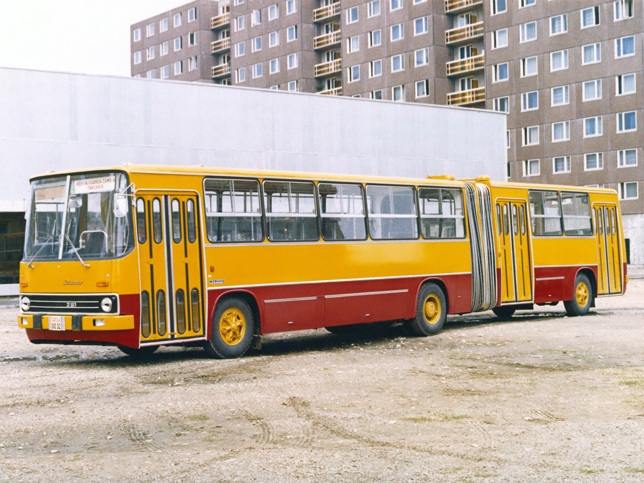 Икарус страна производитель. Ikarus 280 автобус. Икарус 281. Икарус 280 Рестайлинг. Икарус 280 желтый.