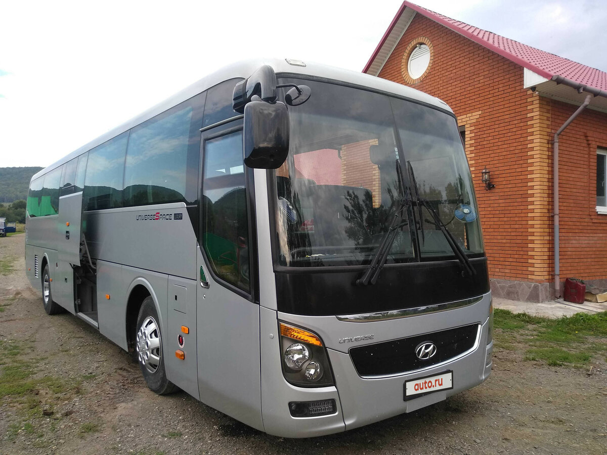 Hyundai Universe Noble салон