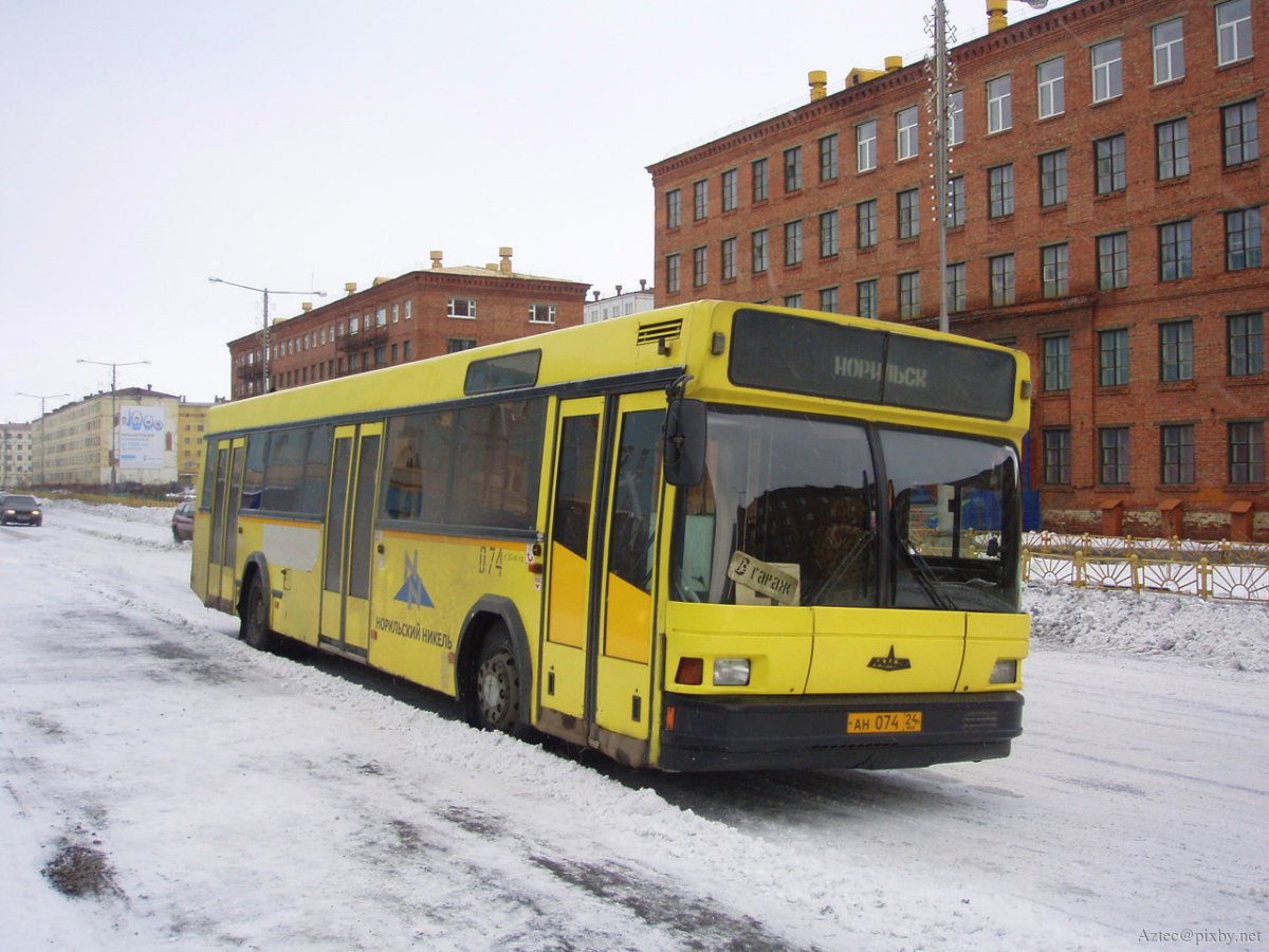 Автобусы норильск. МАЗ-103 автобус Норильск. МАЗ 103 Красноярск 074. Норильск автобус. Автобус 074 Красноярск.