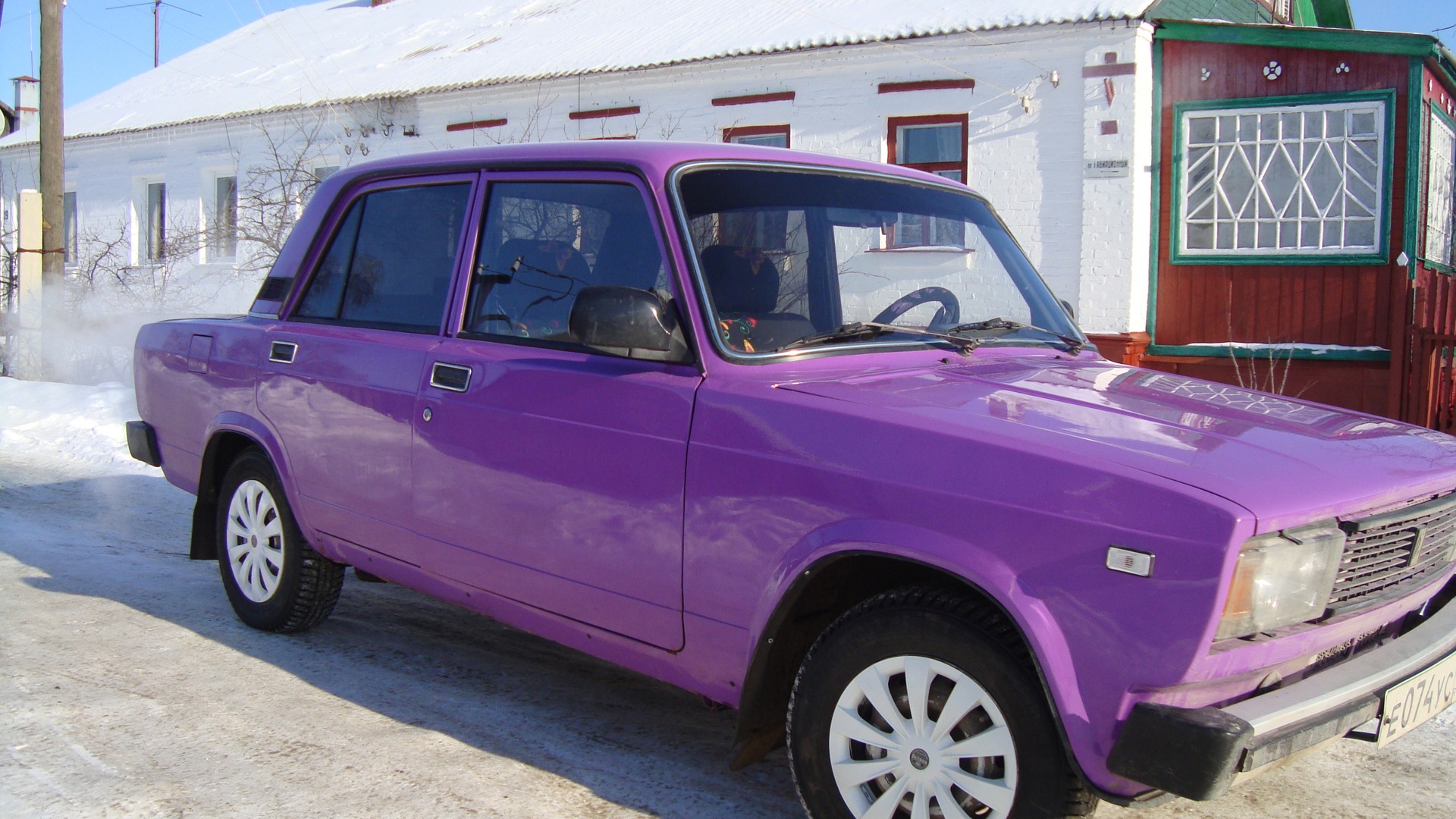 ВАЗ 2105 фиолетовый цвет