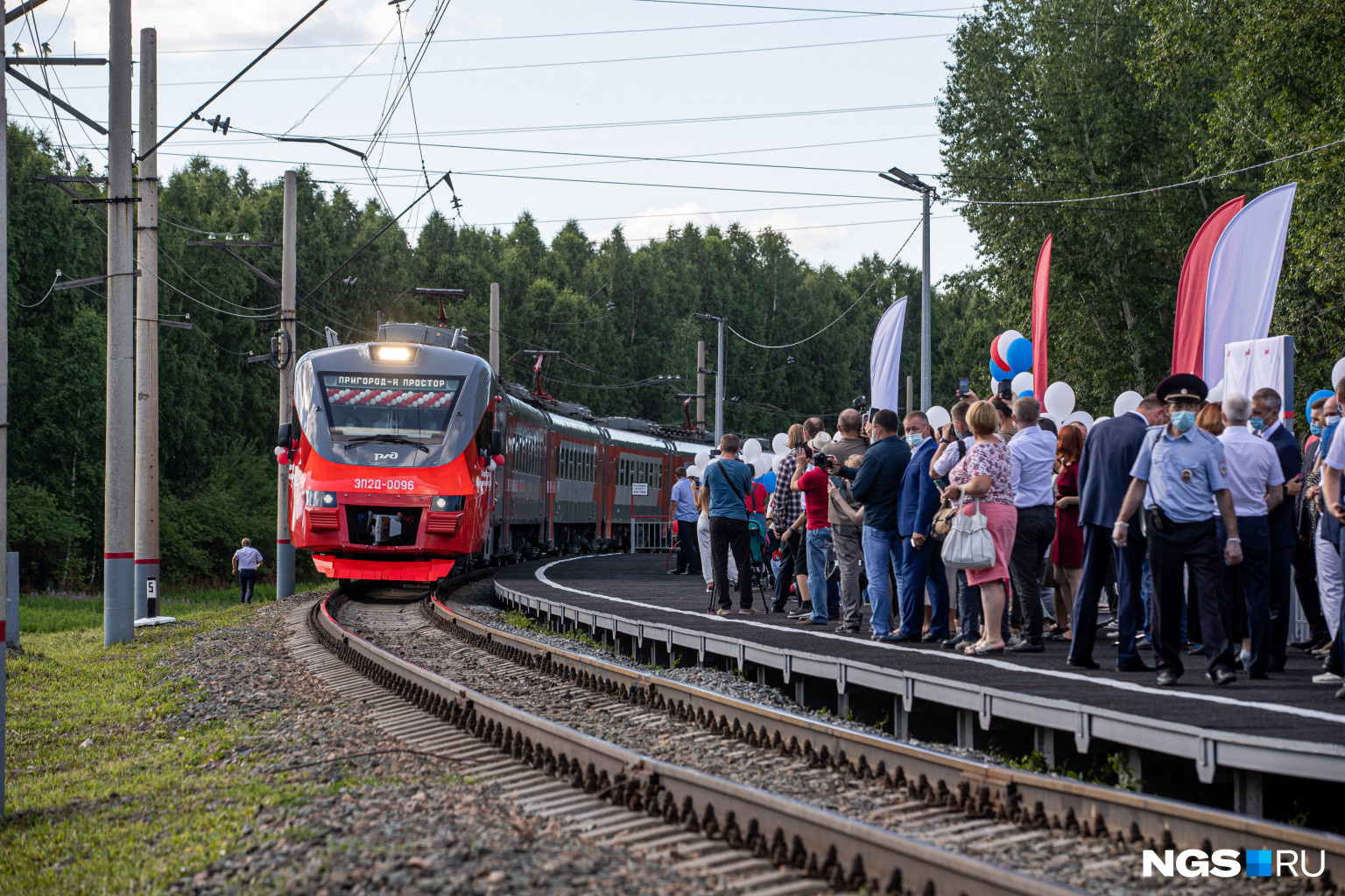 Электричка новосибирск. Электричка Пригородный простор Новосибирск. Новосибирск Восточный Пригородный простор. Городская электричка. Новосибирская городская электричка.