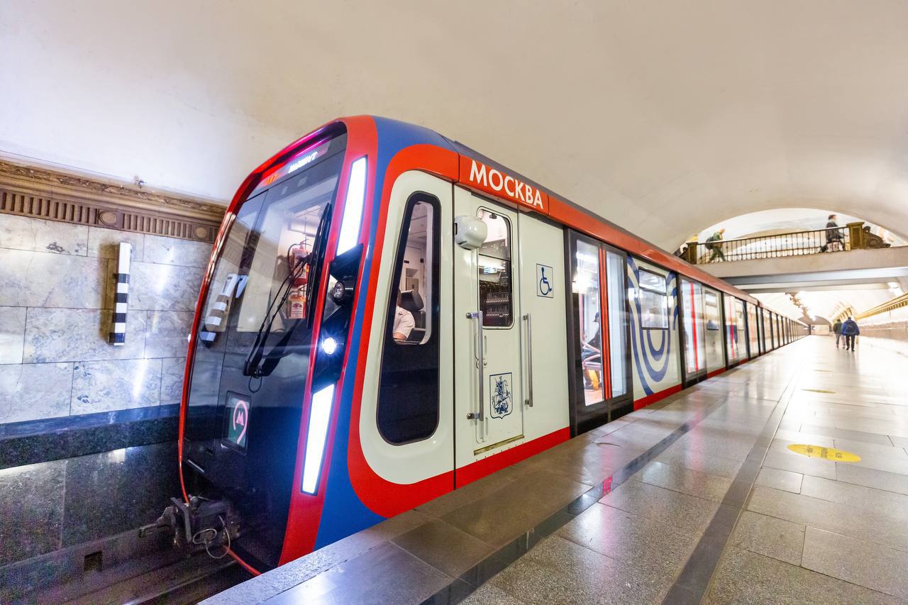 новые вагоны в метро в москве