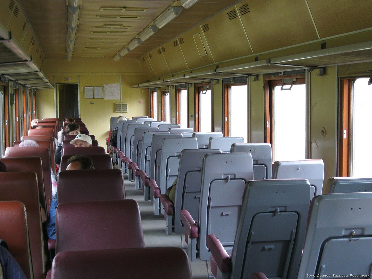Вагоны сидячие места фото. Сидячий вагон 140м. Сидячий ФПК 2с. Поезд 064 сидячий вагон. Эд4м 0500 салон.