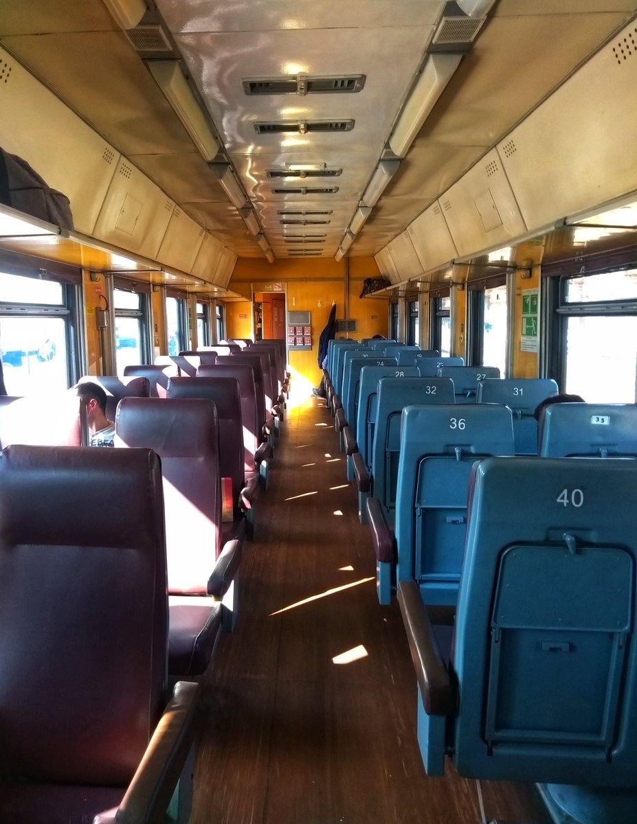 сидячий вагон в поезде 119а фото