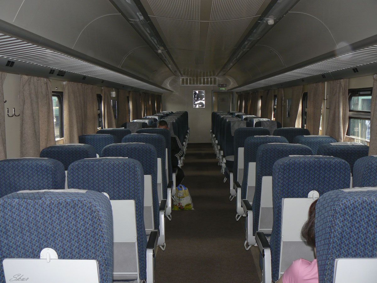 Поезд сидячие места фото внутри вагона