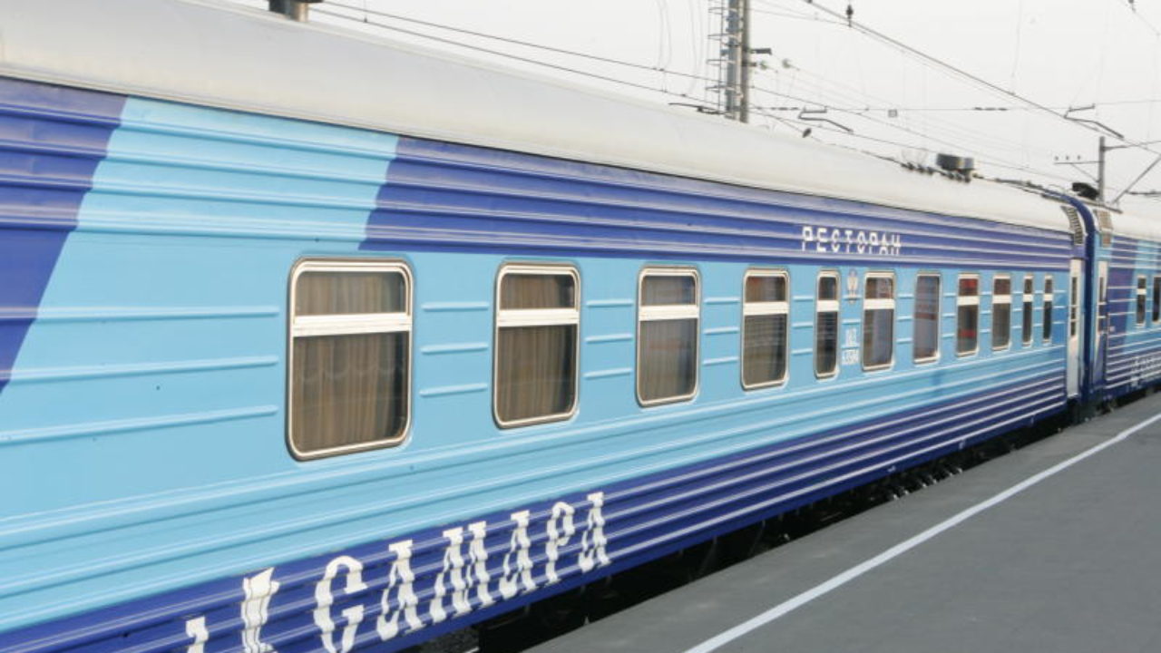 107 Поезд фирменный Самара